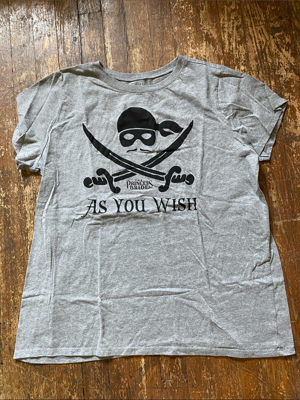 Ripple Junction Grey Tee with Black Pirate Skull Graphic Womens size 2X